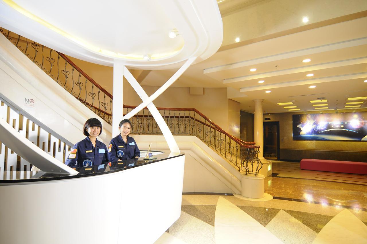 Space Inn Hengyang Branch ไทเป ภายนอก รูปภาพ